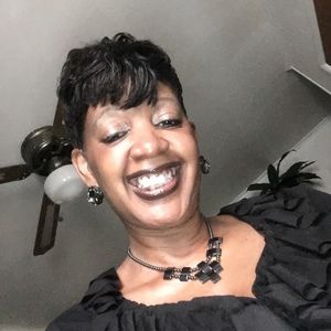 Meet your Posher, Cheryl